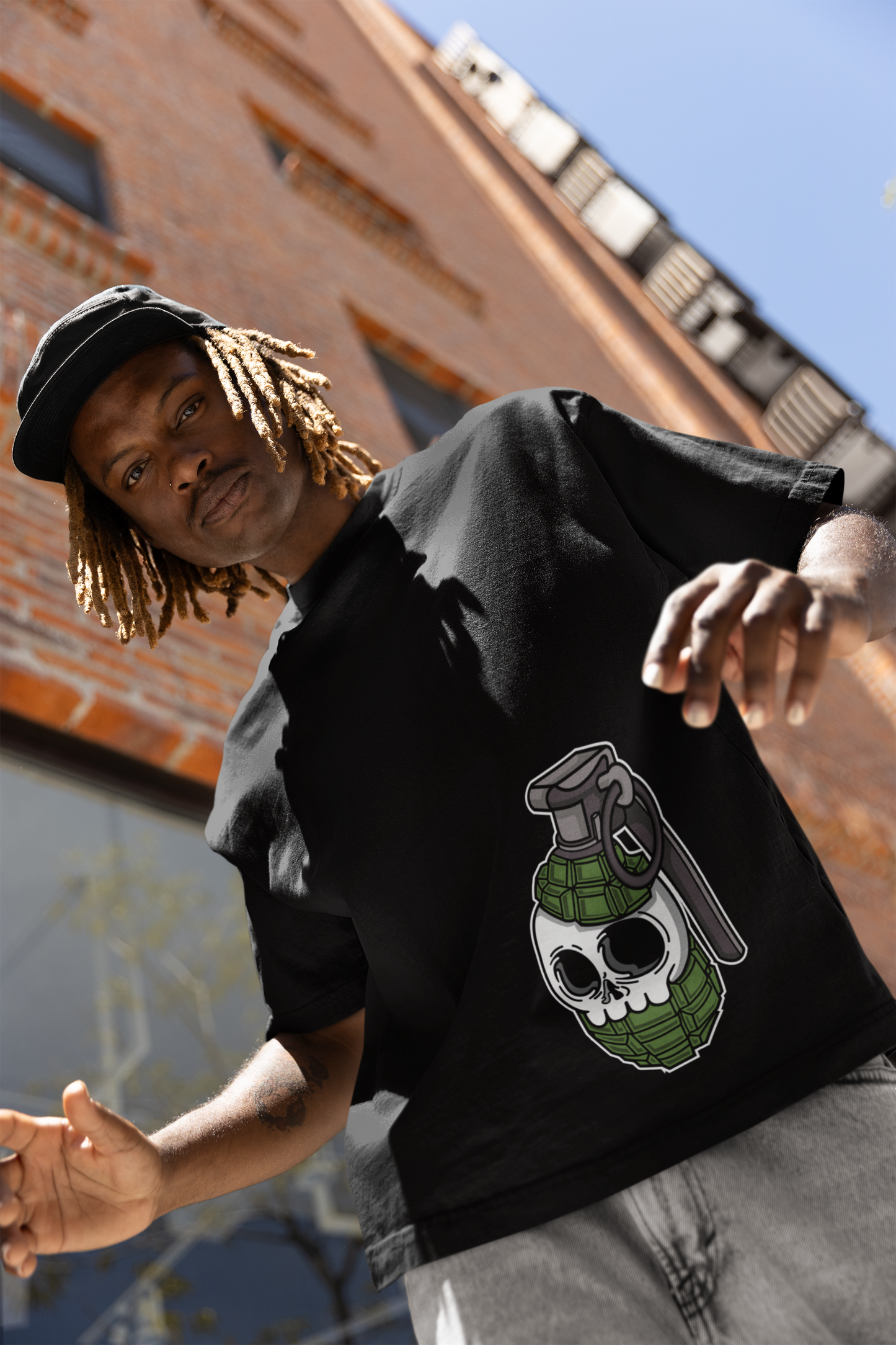 “Dead Drop” Oversized T-Shirt – Black