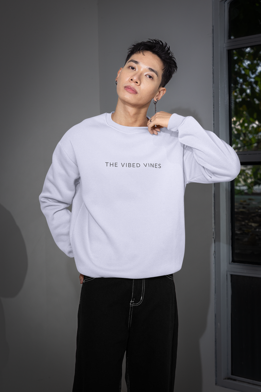 Lavender Oversized JoJo’s Bizarre Adventure Sweatshirt – Unisex Anime Streetwear