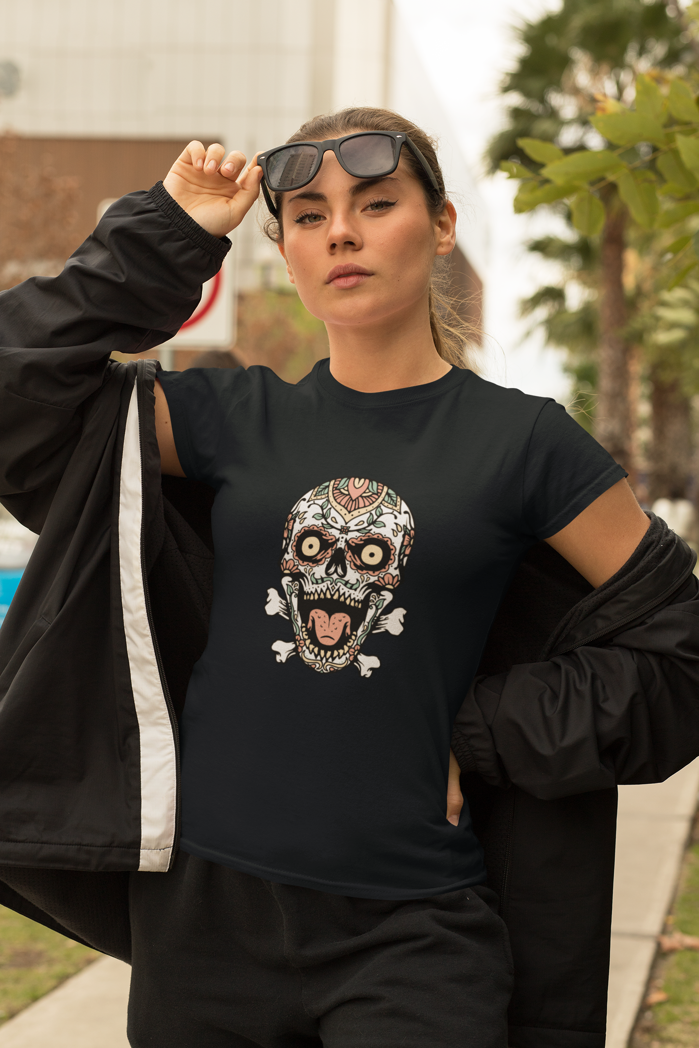 “Sugar Skull Scream” Navy Tee – Unisex Streetwear with Bite