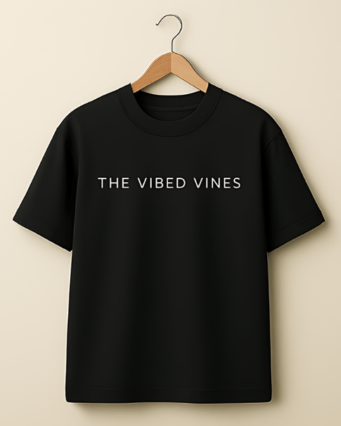 Kawaii Girls Graphic T-Shirt - Black